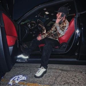 Meet your Posher, Albert